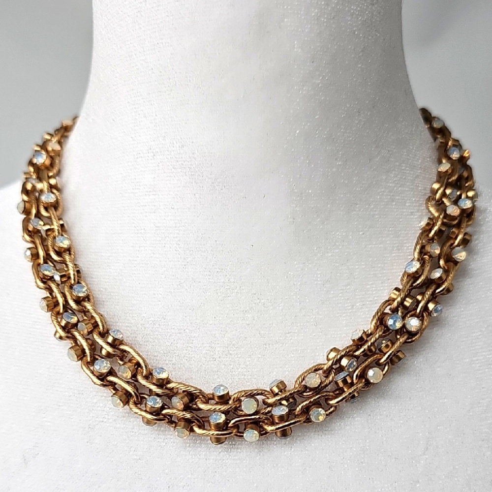 Chico's Delicate Gold-toned Chain Neclace w‎ Opalescent Stones